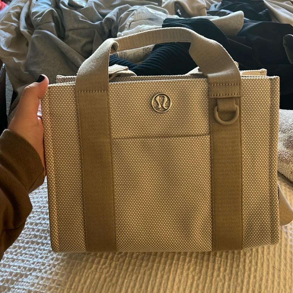 COPY - COPY - Lululemon Small Crossbody Tote